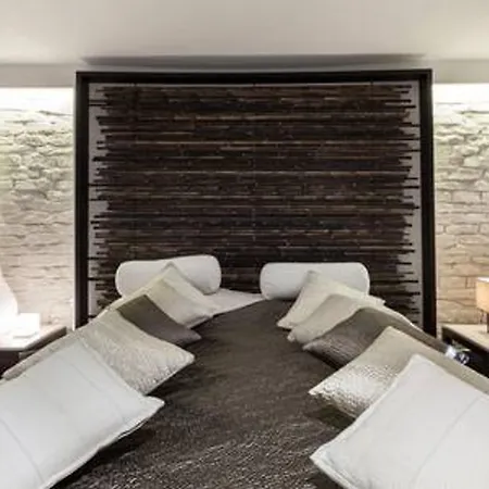 Apartment 3 Bedrooms With Sea View Jacuzzi And Furnished Terrace At 1 Km Away From The Villasimius