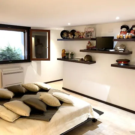 3 Bedrooms With Sea View Jacuzzi And Furnished Terrace At 1 Km Away From The Apartment