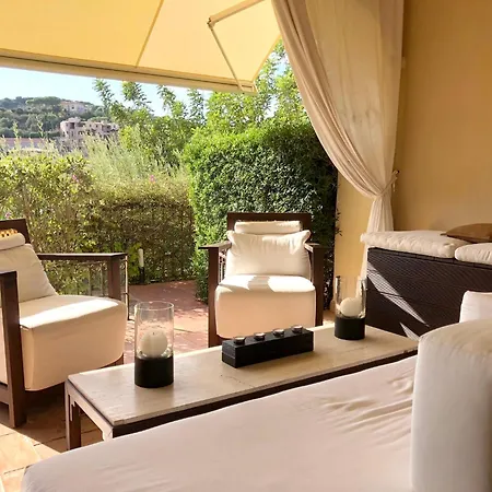 3 Bedrooms With Sea View Jacuzzi And Furnished Terrace At 1 Km Away From The *